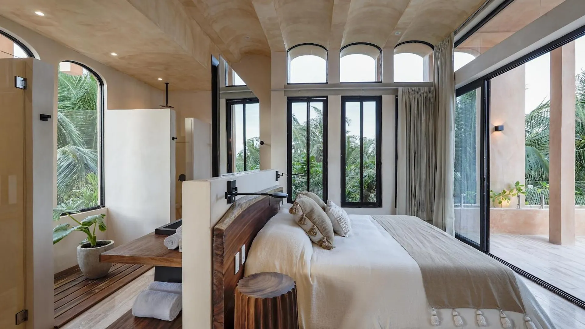 Romeotulum Villa