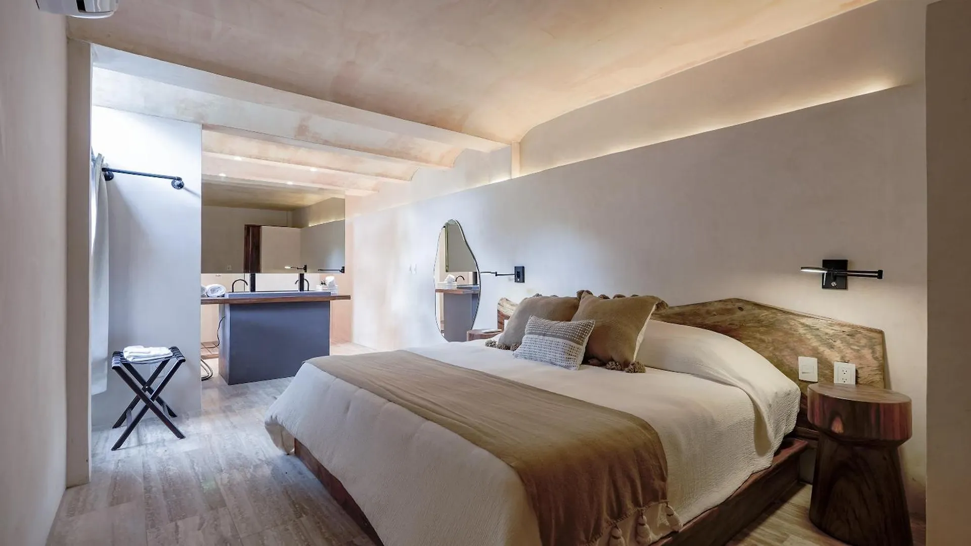 Romeotulum Villa