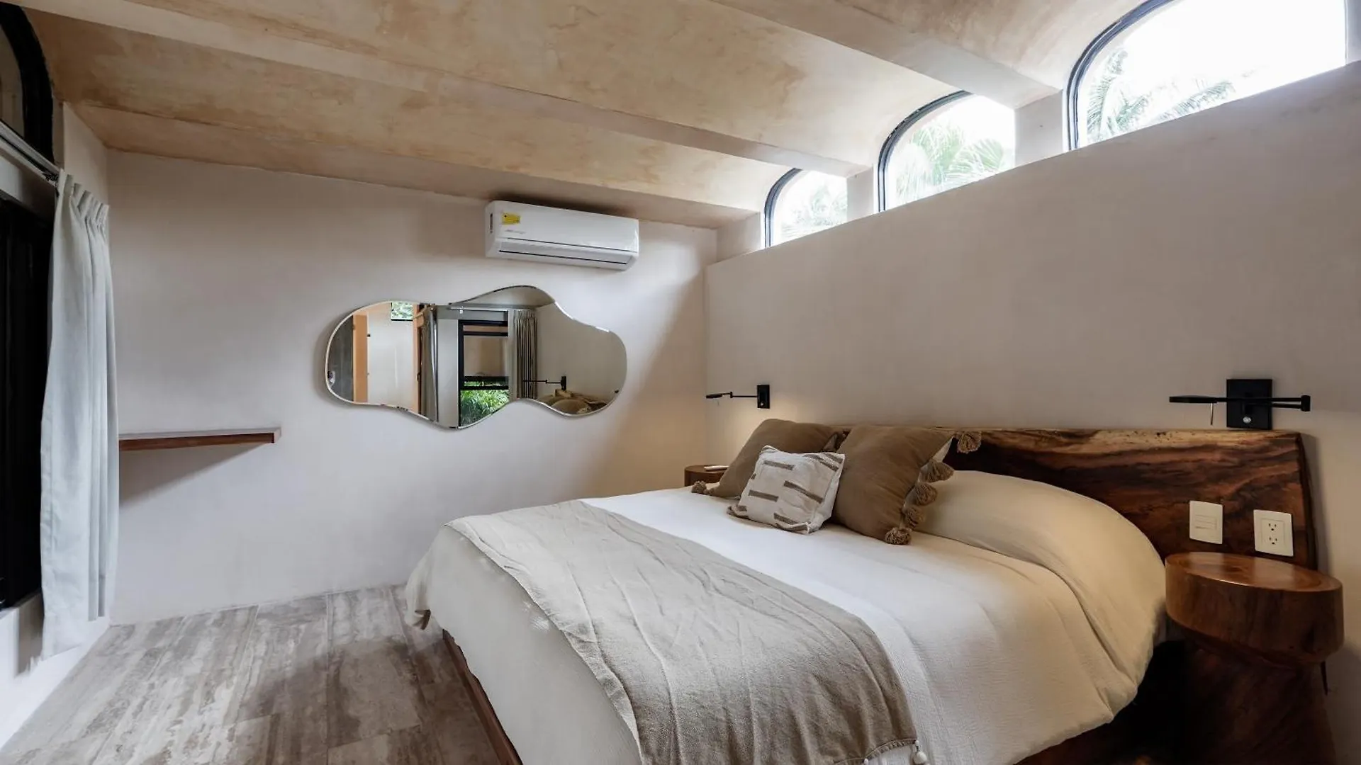 Romeotulum Villa