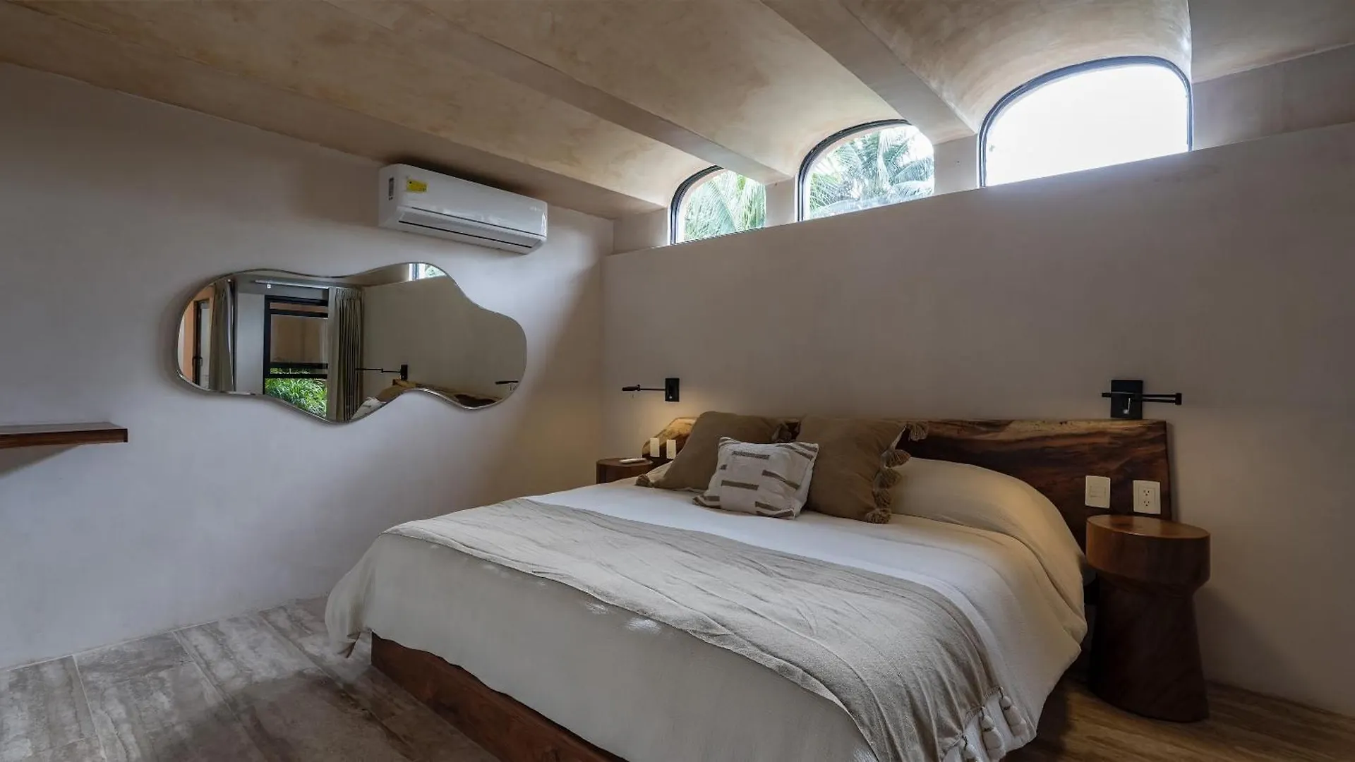 Romeotulum Villa