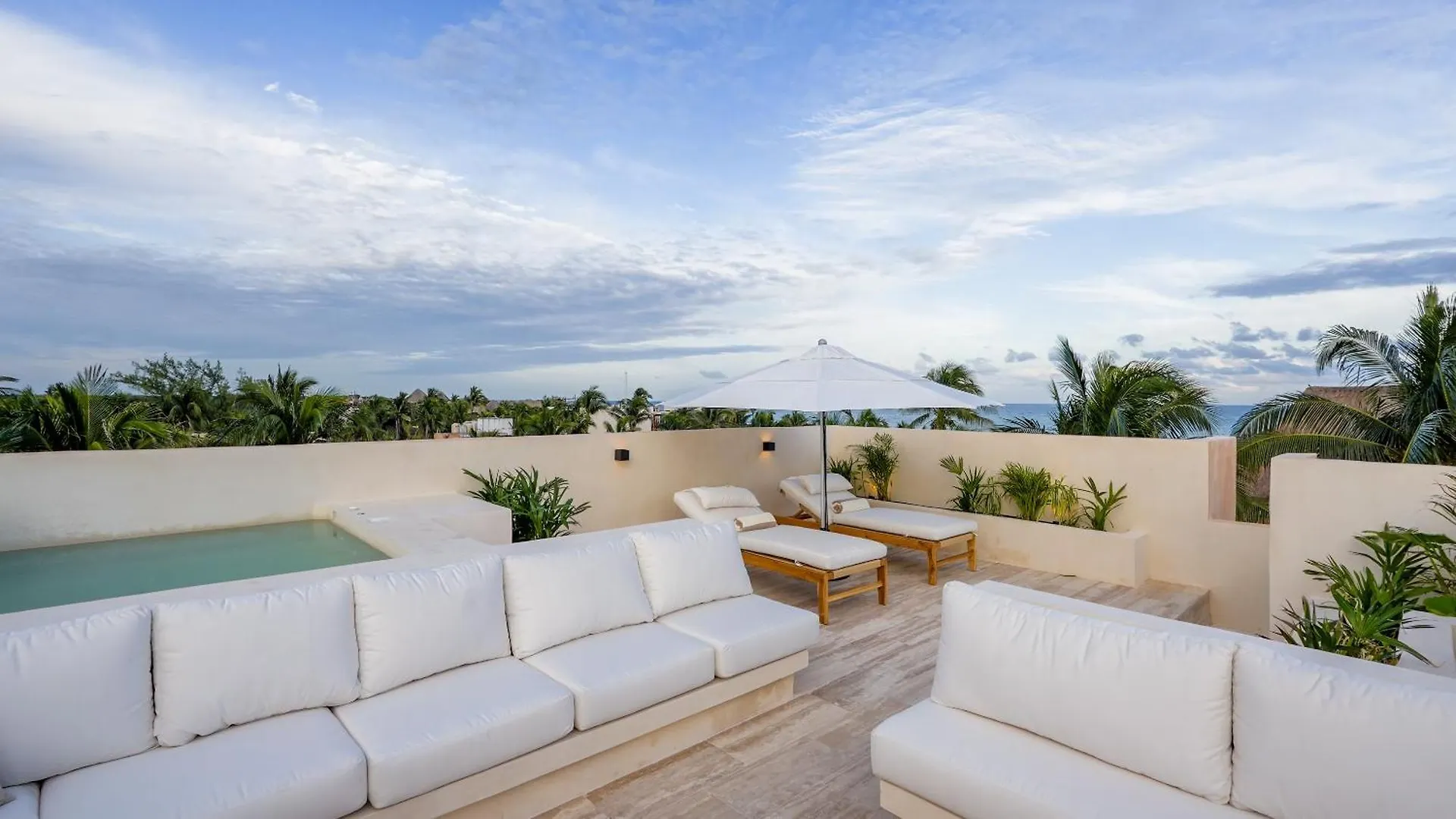 Romeotulum Villa Mexico